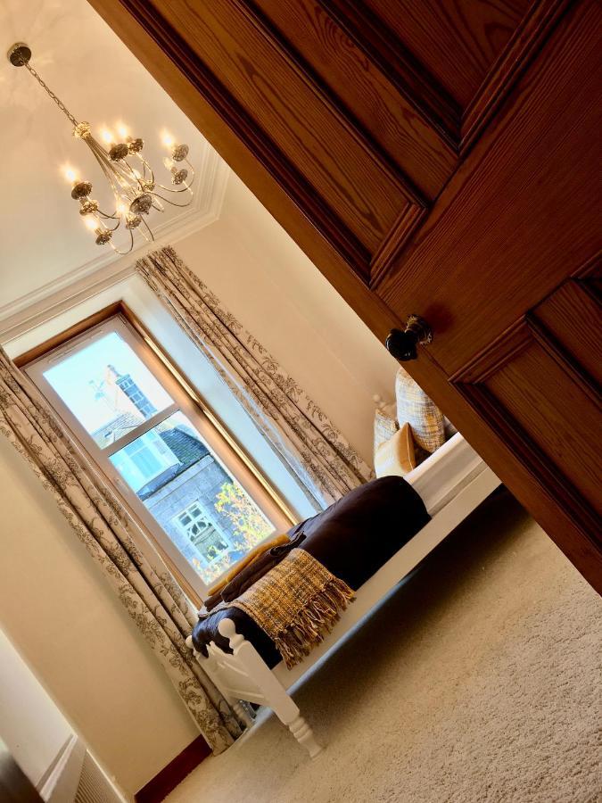 Cosy 2 Bedroom Central Apartment - Free Parking, Free Wifi Aberdeen Eksteriør billede