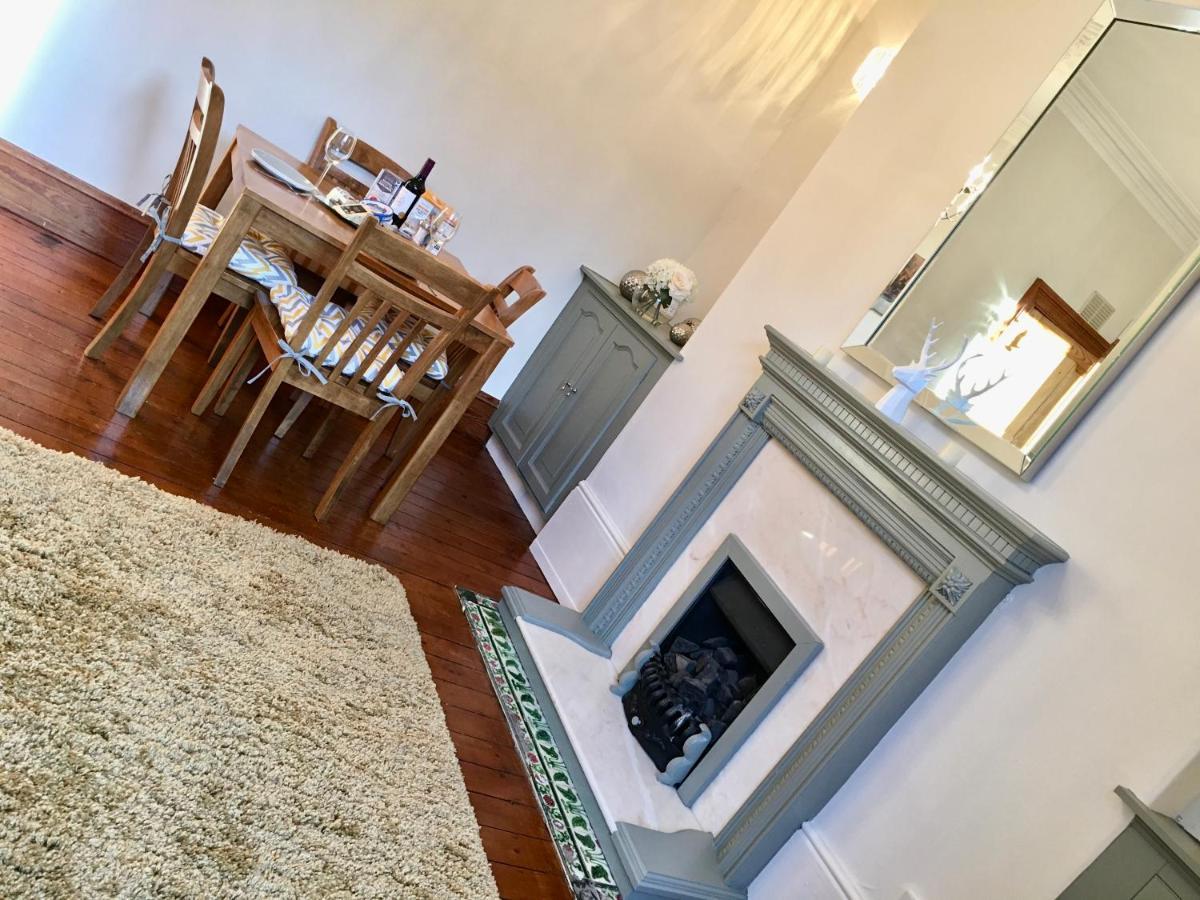 Cosy 2 Bedroom Central Apartment - Free Parking, Free Wifi Aberdeen Eksteriør billede